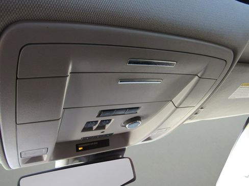 Used 2018 GMC Yukon SLT w/ Open Road Package image 30