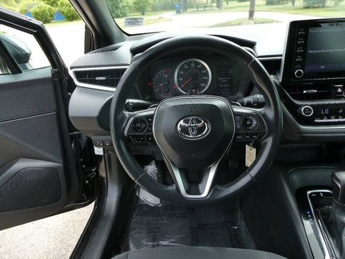 Used 2020 Toyota Corolla SE FWD image 11
