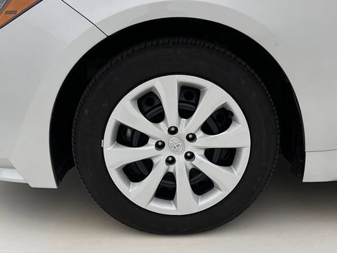 Used 2025 Toyota Corolla LE FWD image 25
