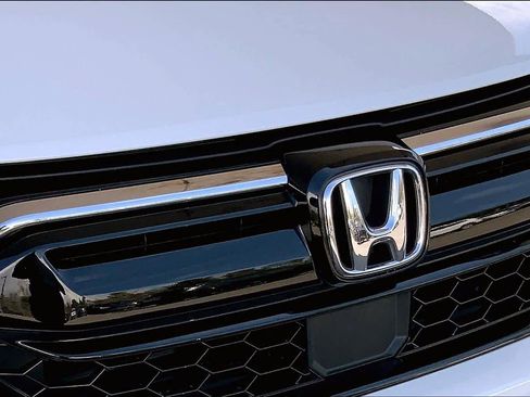 Used 2022 Honda CR-V Touring image 32