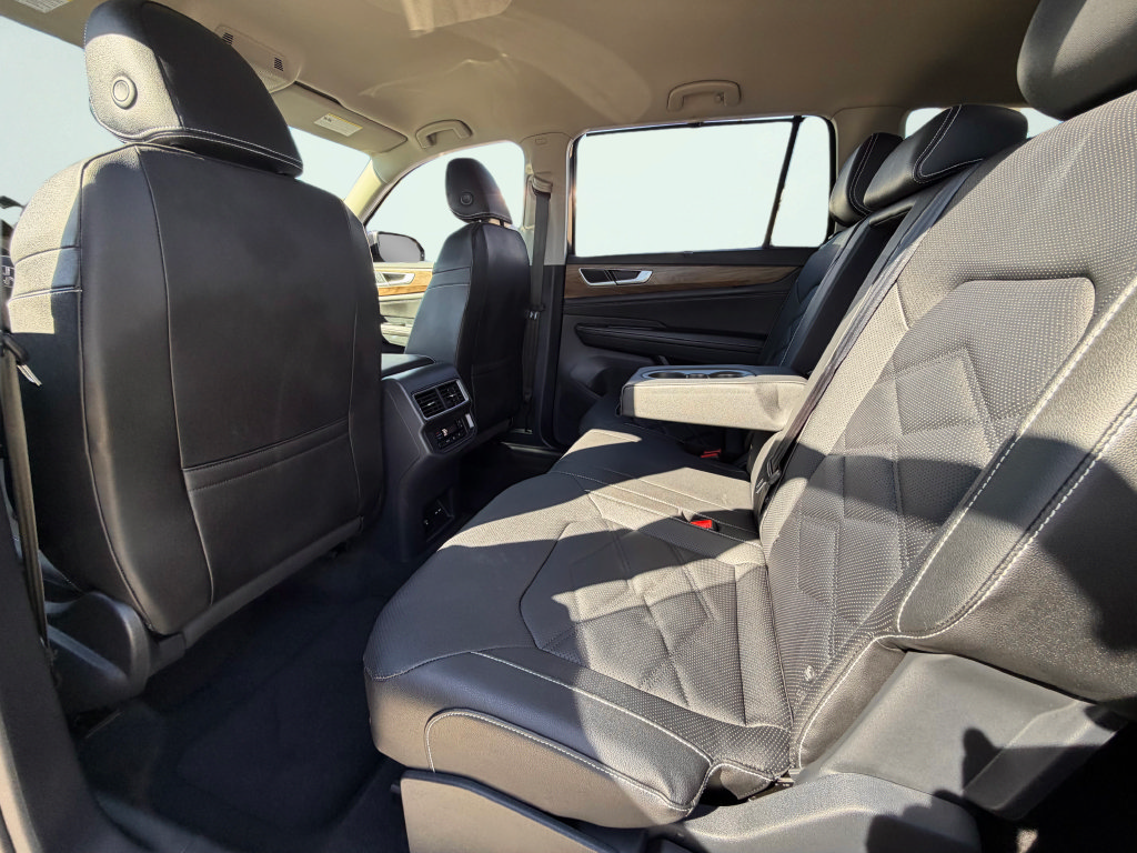 Used 2026 Volkswagen Atlas SE AWD/4WD image 48