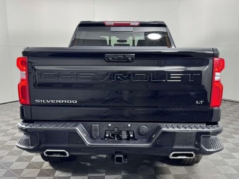 Used 2025 Chevrolet Silverado 1500 LT Trail Boss w/ Convenience Package II image 9