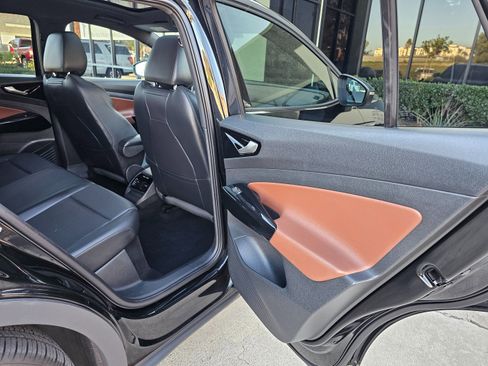 Used 2021 Volkswagen ID.4 Pro S w/ ID.4 Protection Package image 27