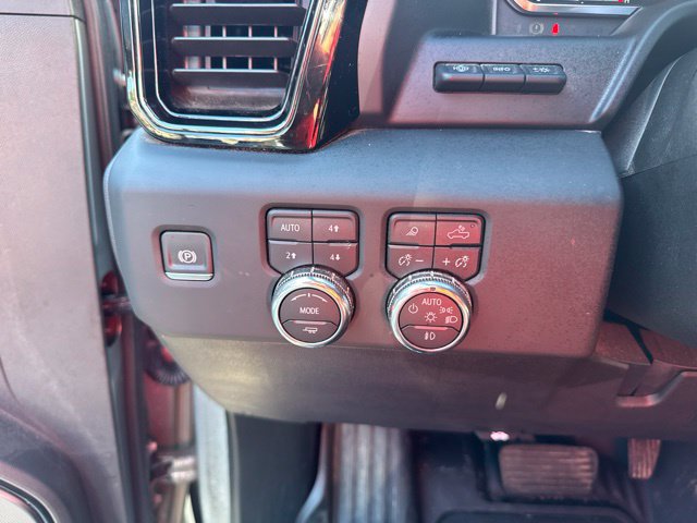 Used 2024 GMC Sierra 2500 AT4X AWD/4WD image 22