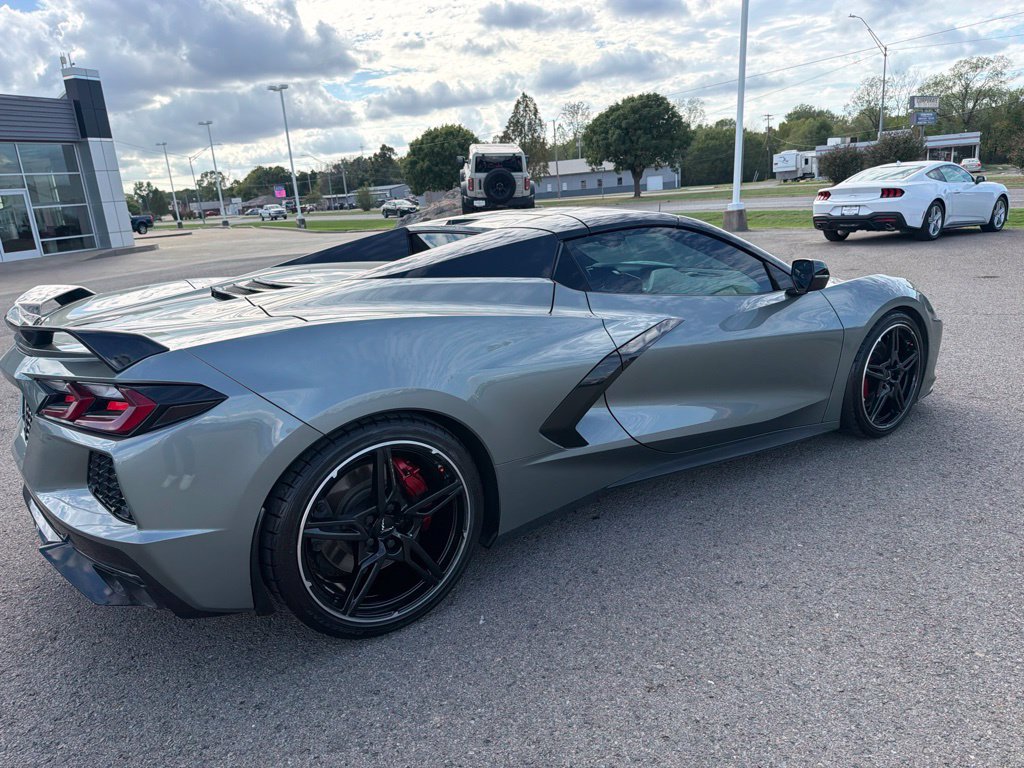 Used 2023 Chevrolet Corvette Stingray Preferred Conv w/ Z51 Performance Package RWD image 7