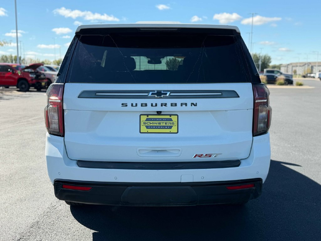 Used 2023 Chevrolet Suburban RST AWD/4WD image 8