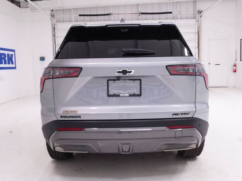 Used 2026 Chevrolet Equinox ACTIV w/ Convenience Package III FWD image 37