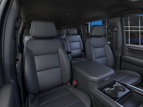 New 2026 Chevrolet Suburban LT w/ Comfort Package image 16