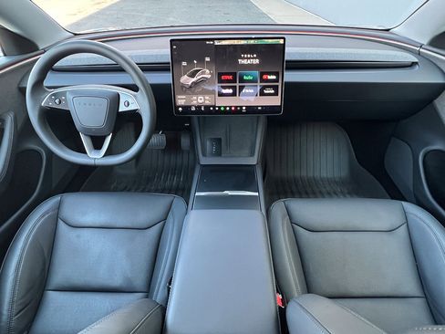 Used 2024 Tesla Model 3 Standard Range image 27