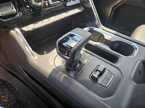 Used 2026 GMC Sierra 1500 Denali AWD/4WD image 14