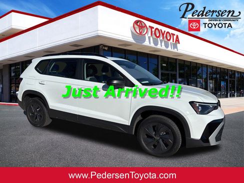 Used 2025 Volkswagen Taos S image 1