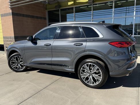 Used 2025 Audi Q5 Premium Plus w/ Premium Plus image 5