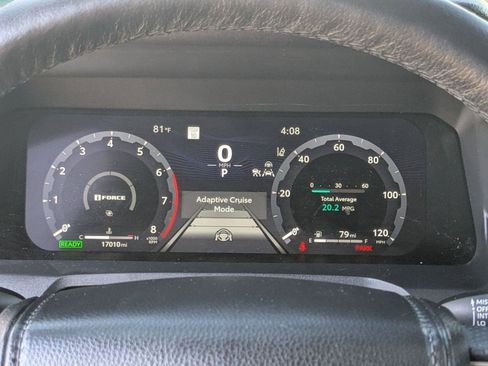 Used 2025 Toyota 4Runner TRD Off-Road image 9