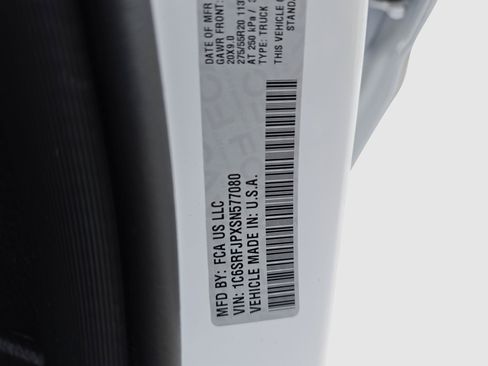 Used 2025 RAM 1500 Laramie AWD/4WD image 14
