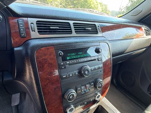 Used 2012 Chevrolet Avalanche LS w/ All-Star Edition RWD image 14