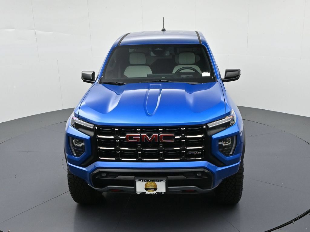 Used 2024 GMC Canyon AT4X AWD/4WD image 18