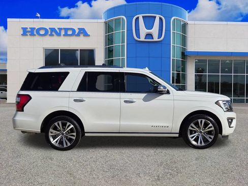 Used 2021 Ford Expedition Platinum RWD image 2