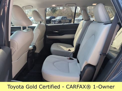 Certified 2024 Toyota Grand Highlander XLE image 25