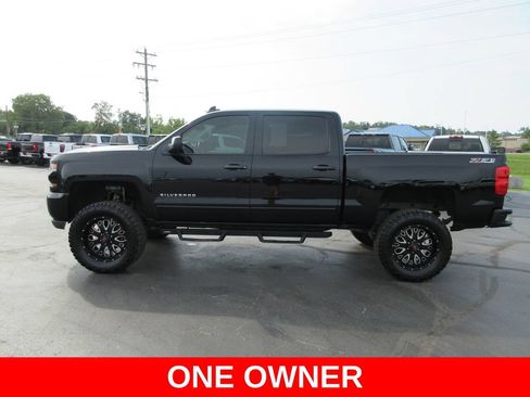 Used 2017 Chevrolet Silverado 1500 LT w/ All Star Edition AWD/4WD image 9
