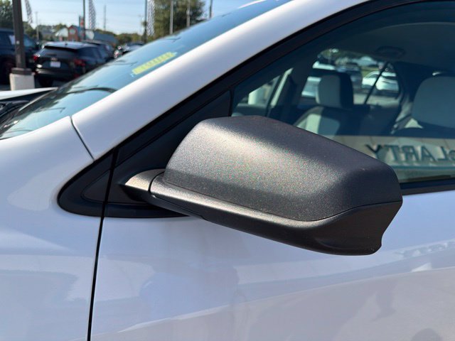 Used 2023 Chevrolet Equinox LS FWD image 12