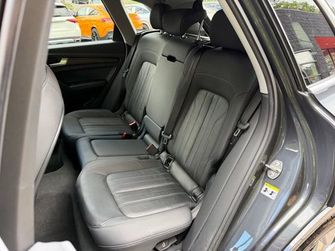 Used 2021 Audi Q5 2.0T Premium Plus w/ Premium Plus Package AWD/4WD image 32
