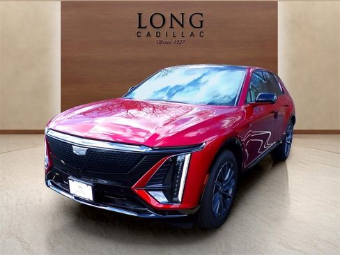 New 2025 Cadillac Lyriq Sport image 1