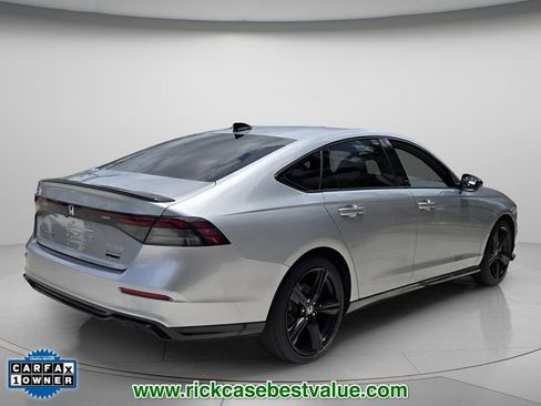 Used 2024 Honda Accord Sport image 7