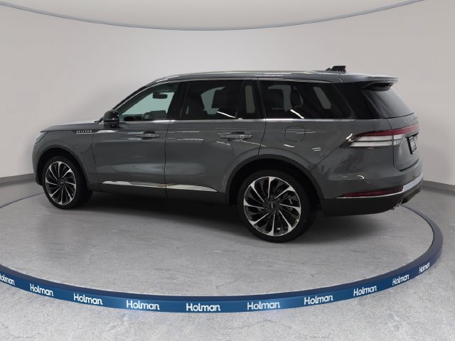 New 2027 Lincoln Aviator Reserve AWD/4WD image 7