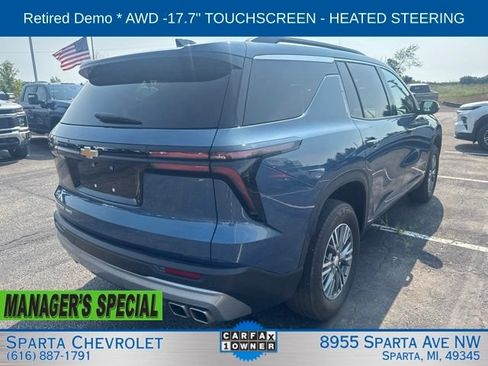 Used 2025 Chevrolet Traverse LT AWD/4WD image 3