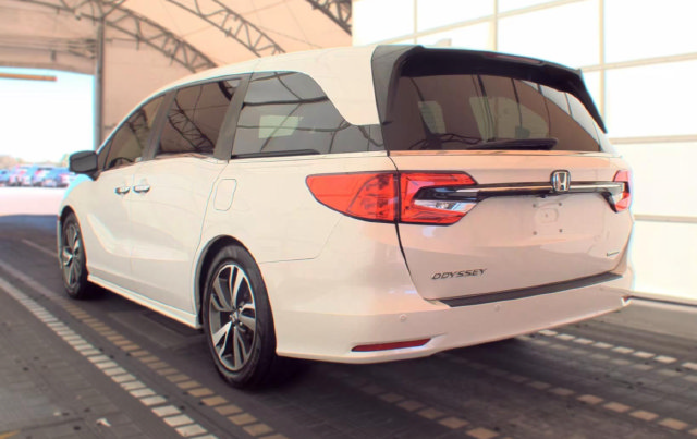 Used 2022 Honda Odyssey Touring image 4