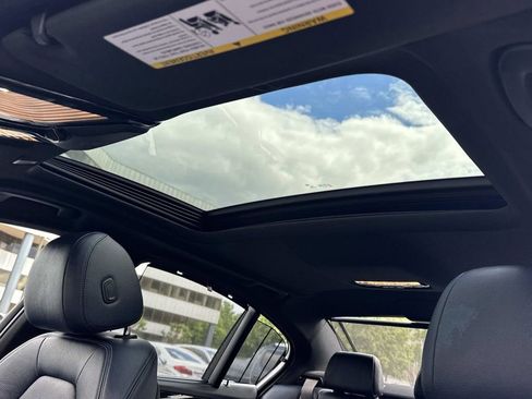 Used 2019 BMW 540i xDrive AWD/4WD image 24