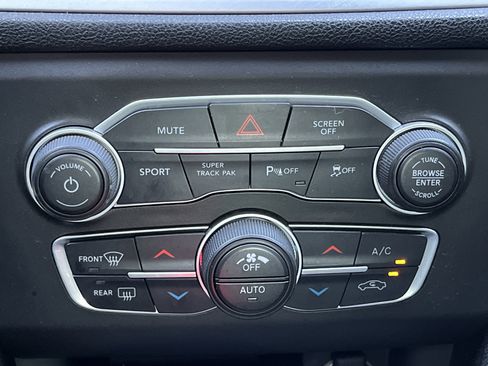 Used 2022 Dodge Charger R/T image 7