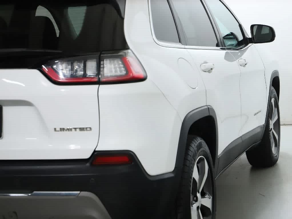 Used 2019 Jeep Cherokee Limited w/ Technology Group AWD/4WD image 46