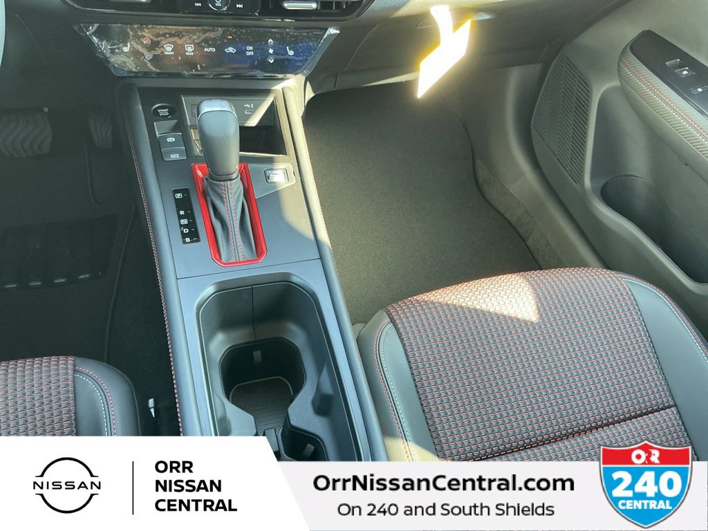 Used 2026 Nissan Kicks SR w/ SR Premium Package FWD image 25