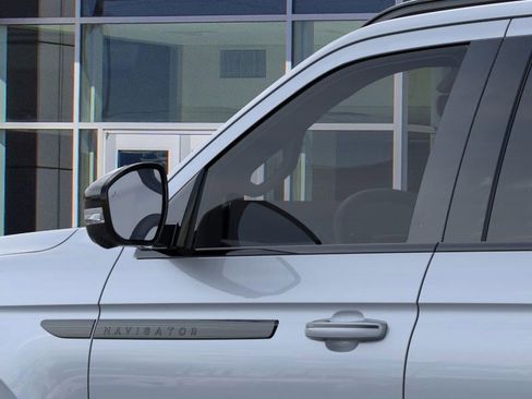 New 2025 Lincoln Navigator Reserve w/ Jet Appearance Package image 20