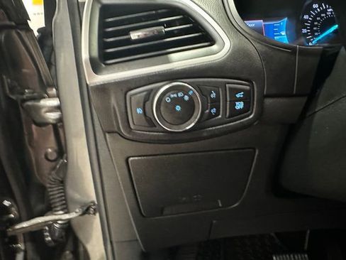 Used 2023 Ford Edge SEL w/ Convenience Package AWD/4WD image 17