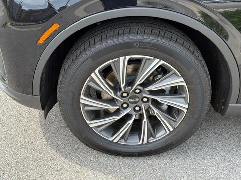 New 2025 Lincoln Aviator AWD w/ Equipment Group 101A image 12