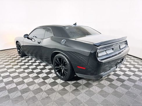 Used 2018 Dodge Challenger SXT Plus RWD image 5