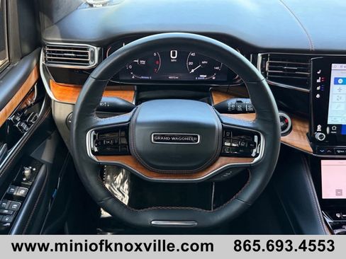 Used 2024 Jeep Grand Wagoneer L Series III AWD/4WD image 21