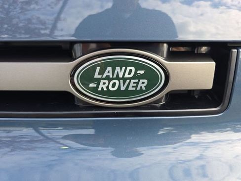 Used 2022 Land Rover Defender 90 X-Dynamic S image 37