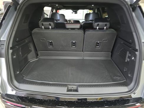 New 2026 Chevrolet Traverse RS w/ LPO, Floor Liner Package image 14