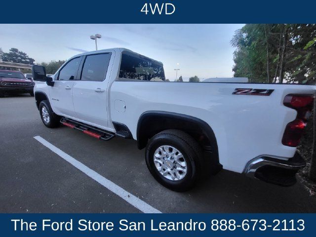 Used 2025 Chevrolet Silverado 2500 LT AWD/4WD image 5