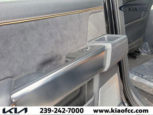 Used 2024 Ford F350 Platinum AWD/4WD image 12