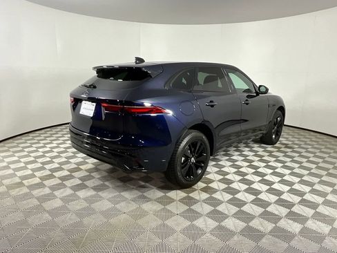 Used 2025 Jaguar F-PACE R-Dynamic S image 4