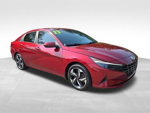 Used 2023 Hyundai Elantra SEL w/ Convenience Package FWD image 7