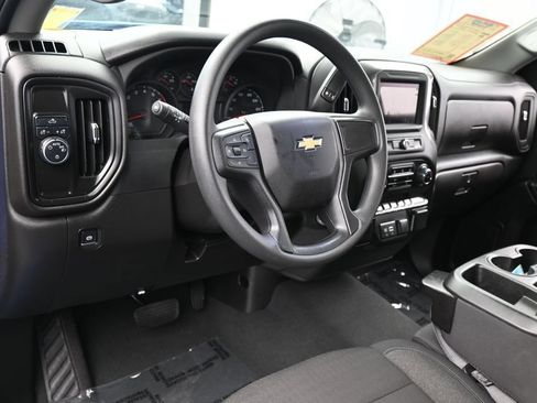 Used 2025 Chevrolet Silverado 1500 Custom w/ Turbomax Blackout Package RWD image 13