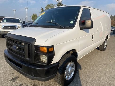 Used 2010 Ford E-250 and Econoline 250 image 1