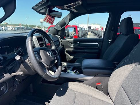 Used 2022 RAM 1500 Big Horn AWD/4WD image 14