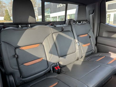 Used 2021 GMC Sierra 1500 AT4 w/ AT4 Premium Package image 14