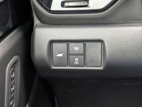 Used 2025 Honda Pilot TrailSport image 34